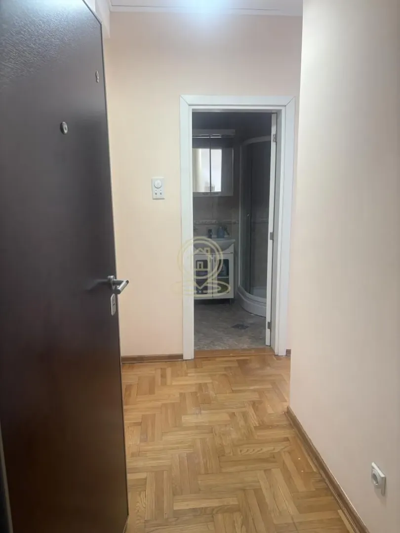 Rent, office space, 55m², Južni Bulevar, Vračar Sve Podlokacije