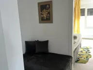 Izdavanje, trosoban stan, 54m², Medijana, Niš - image 10