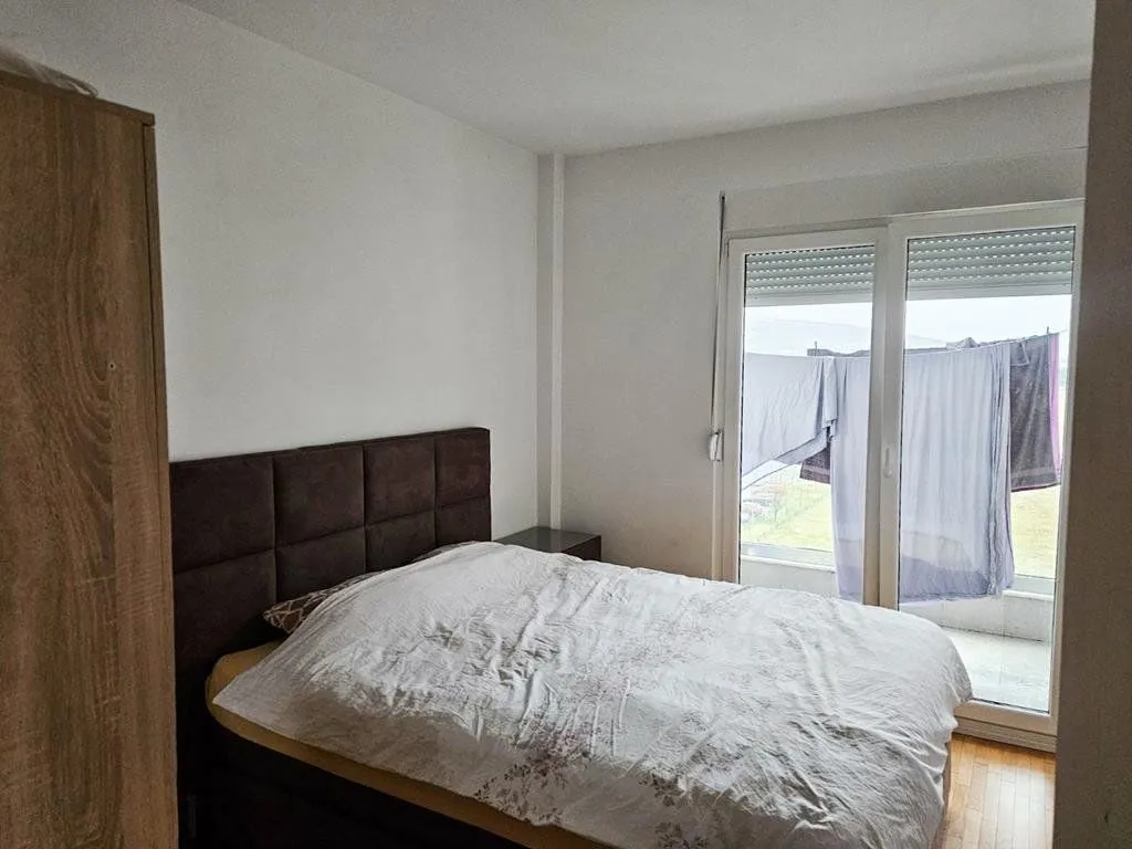 Izdavanje, jednosoban stan, 43m², Stari Aerodrom, Podgorica