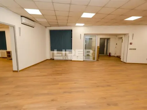 Izdavanje, poslovni prostor, 251m², Stari Grad, Beograd - image 9