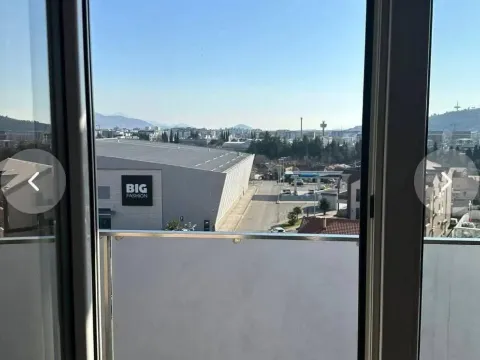 Sale, one bedroom apartment, 44m², City Kvart, Podgorica - image 11