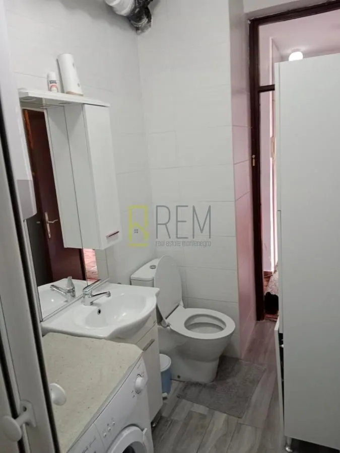 Prodaja, jednosoban stan, 52m², Tuški Put, Podgorica