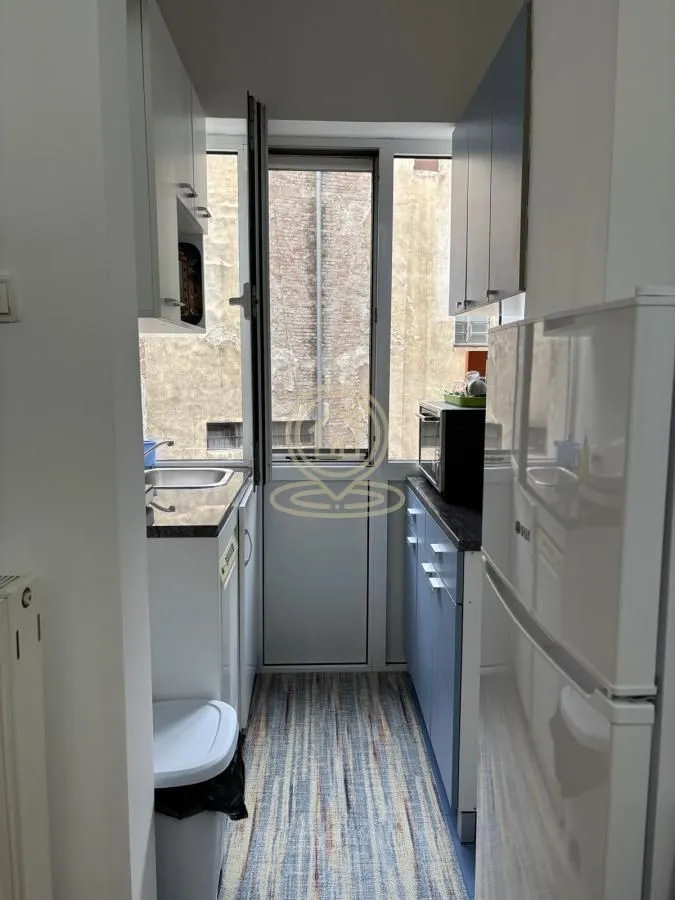 Rent, two bedroom apartment, 40m², Savski Venac, Beograd