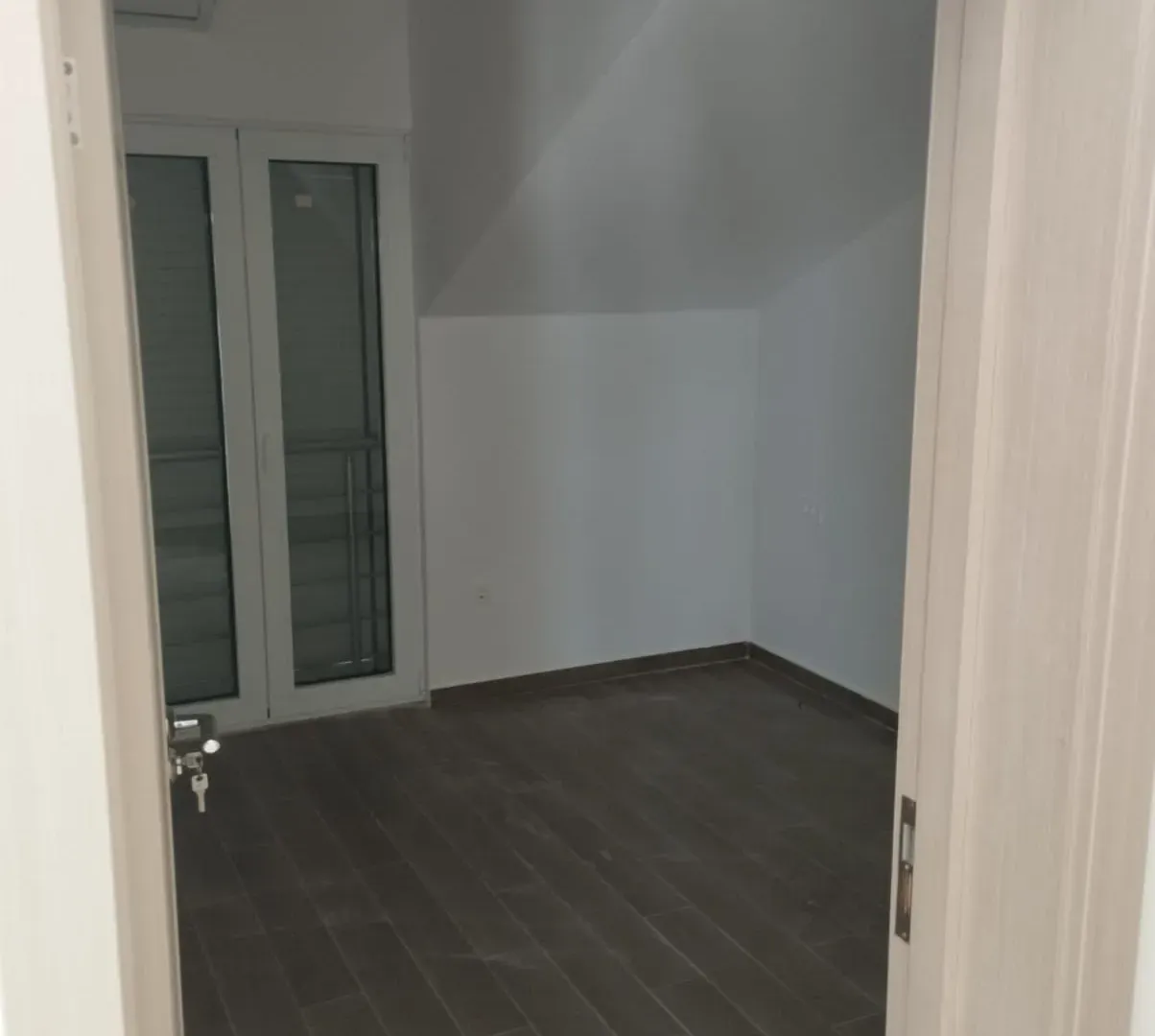 Prodaja, dvosoban stan, 74m², Herceg Novi, Crna Gora