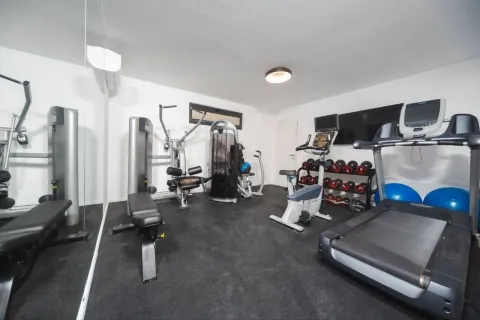 Rent, house, 180m², Blizikuće, Budva - image 7