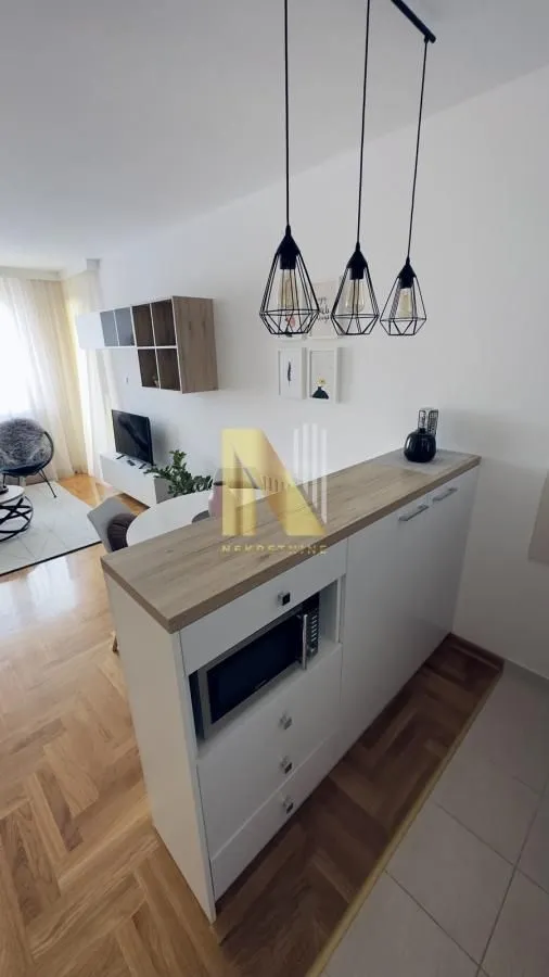 Izdavanje, dvosoban stan, 41m², Podbara, Novi Sad Sve Podlokacije