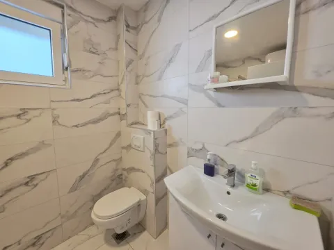 Sale, one bedroom apartment, 53m², Rafailovići, Budva - image 18