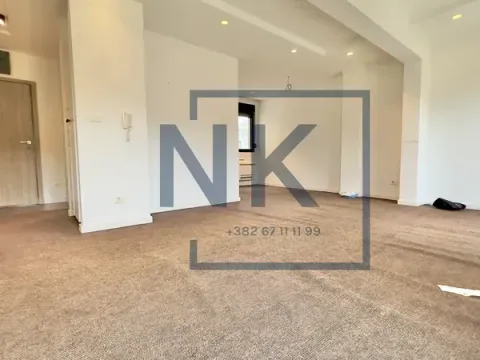 Izdavanje, poslovni prostor, 120m², Momišići, Podgorica