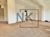 Izdavanje, poslovni prostor, 120m², Momišići, Podgorica - image 1