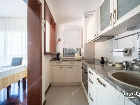 Prodaja, dvosoban stan, 81m², Dobrota, Kotor - image 11