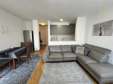 Izdavanje, dvosoban stan, 55m², Stari grad, Novi Sad - image 10