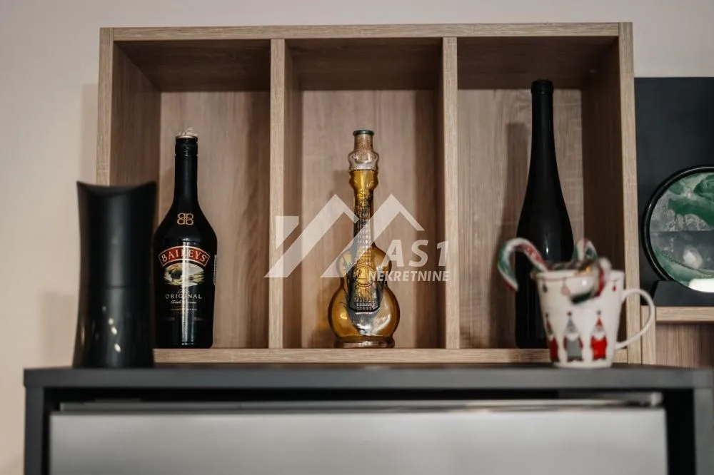 Izdavanje, jednosoban stan, 34m², Novi Sad Sve Podlokacije, Novi Sad