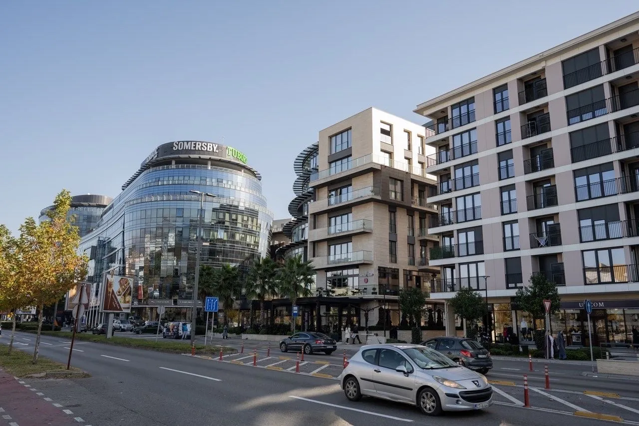 Izdavanje, dvosoban stan, 85m², City Kvart, Podgorica