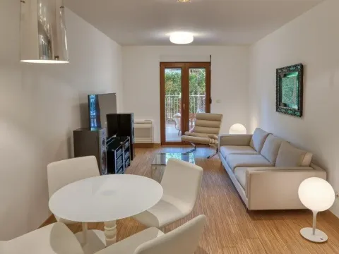 Prodaja, dvosoban stan, 90m², Podgorica, Crna Gora - image 4