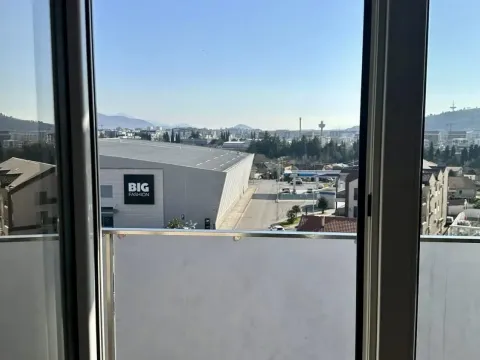Prodaja, stan, 44m², City Kvart, Podgorica - image 11