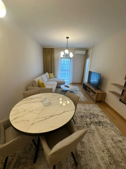 Izdavanje, jednosoban stan, 45m², Podgorica, Crna Gora