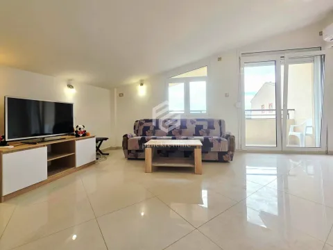 Stan in Dalmatinska ulica