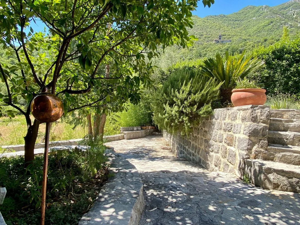 Prodaja, kuća, 232m², Prčanj, Kotor