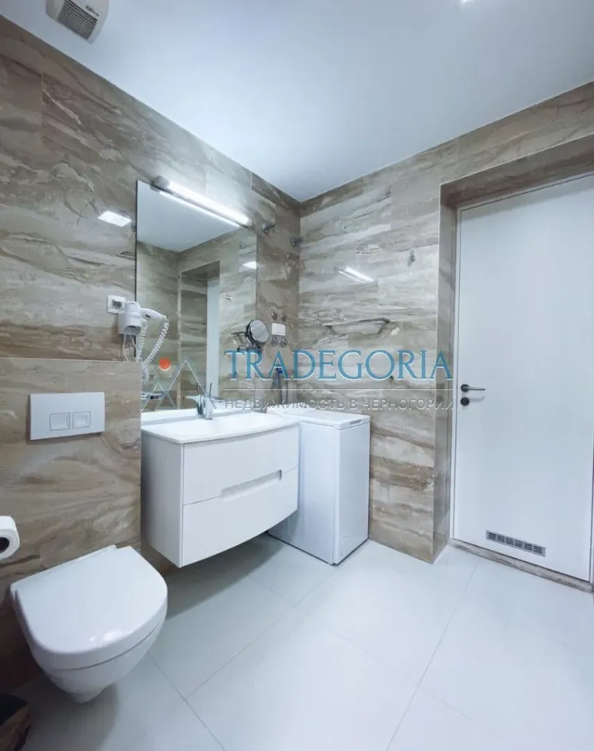 Prodaja, dvosoban stan, 77m², Budva, Crna Gora