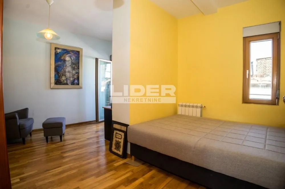 Sale, three bedroom apartment, 69m², Stari Grad, Beograd