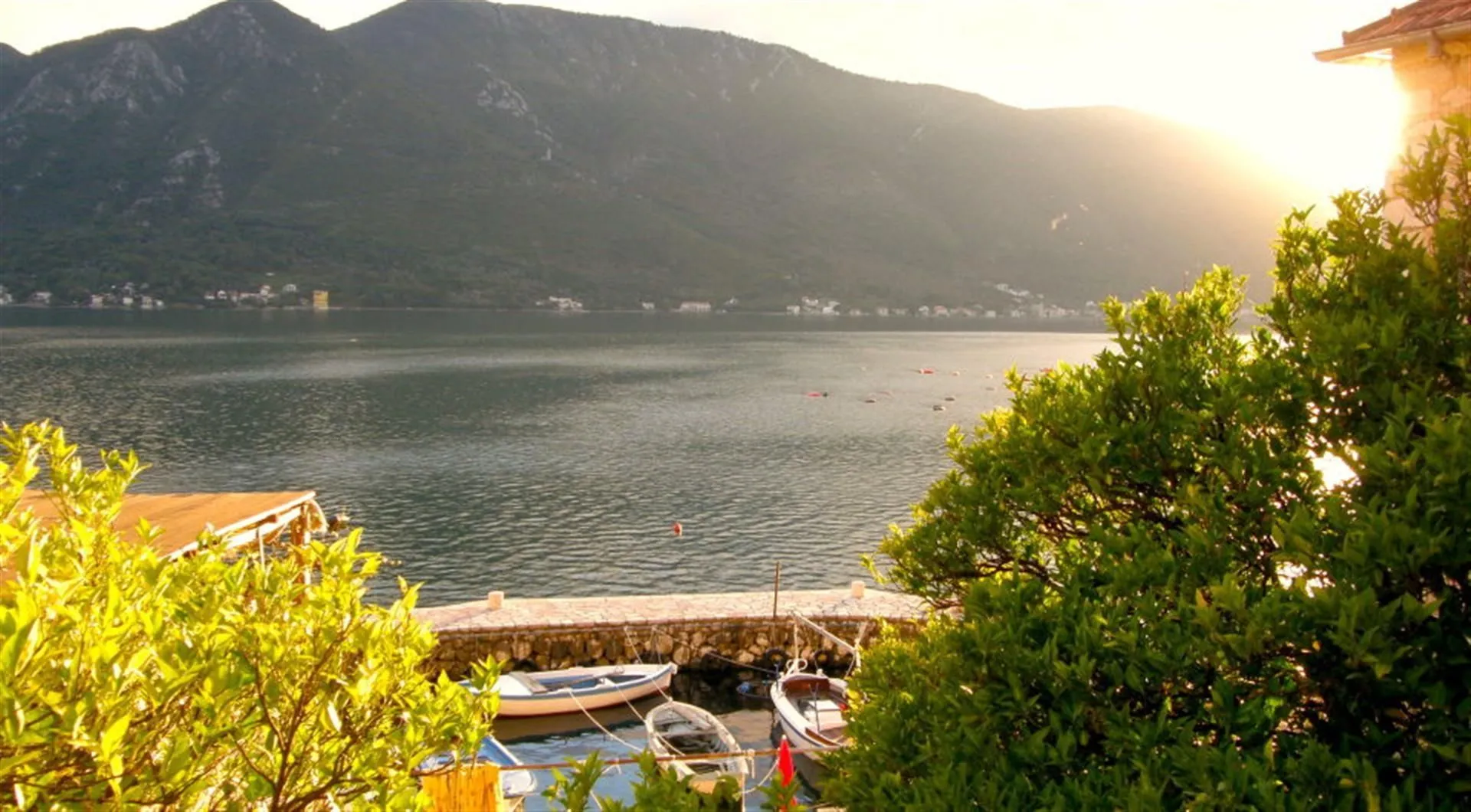 Prodaja, kuća, 320m², Dražin Vrt, Kotor