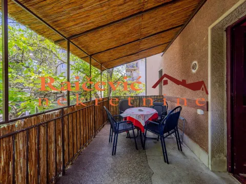 Prodaja, kuća, 144m², Zvezdara Sve Podlokacije, Beograd - image 10