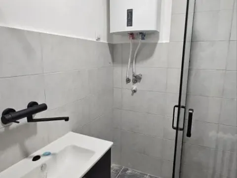 Prodaja, dvosoban stan, 59m², Sajmište, Novi Sad - image 9