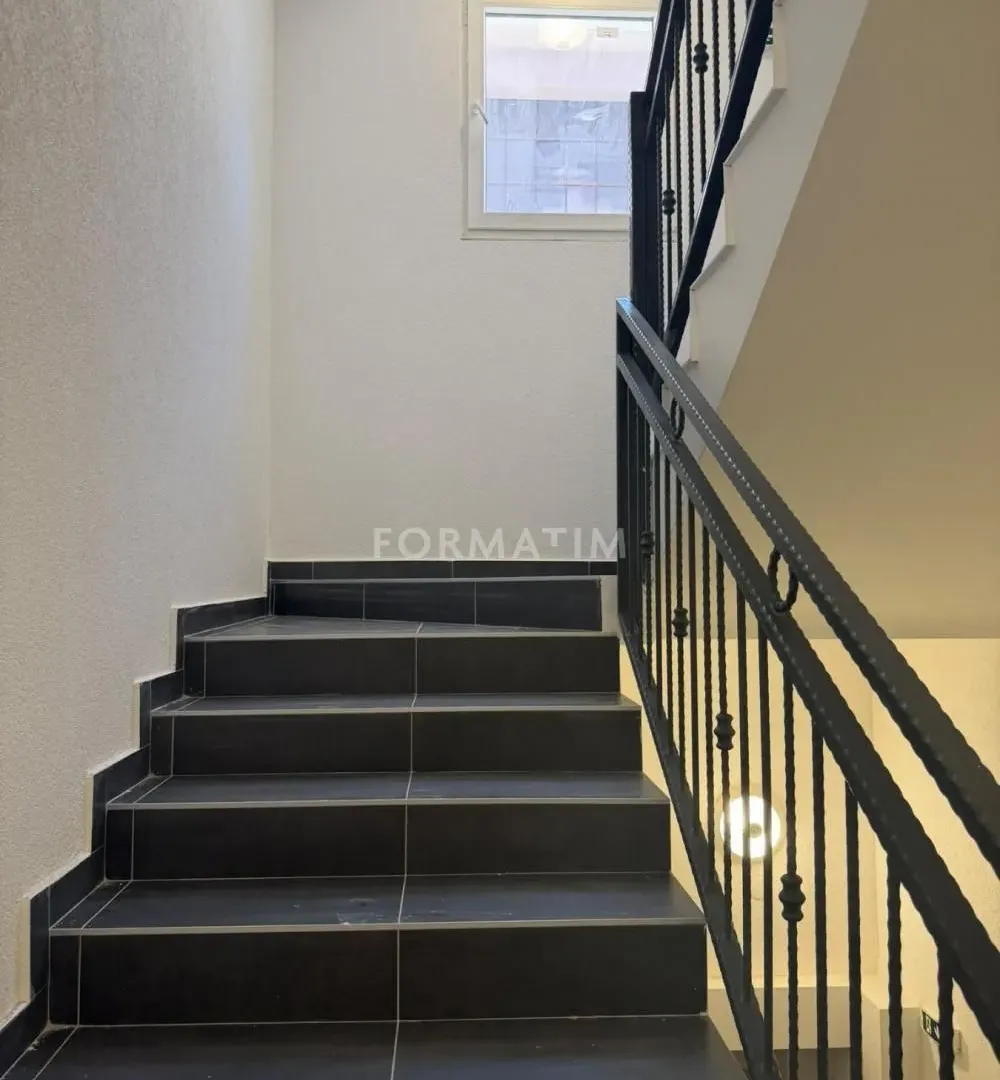 Prodaja, trosoban stan, 63m², Zemun Novi Grad, Zemun Sve Podlokacije
