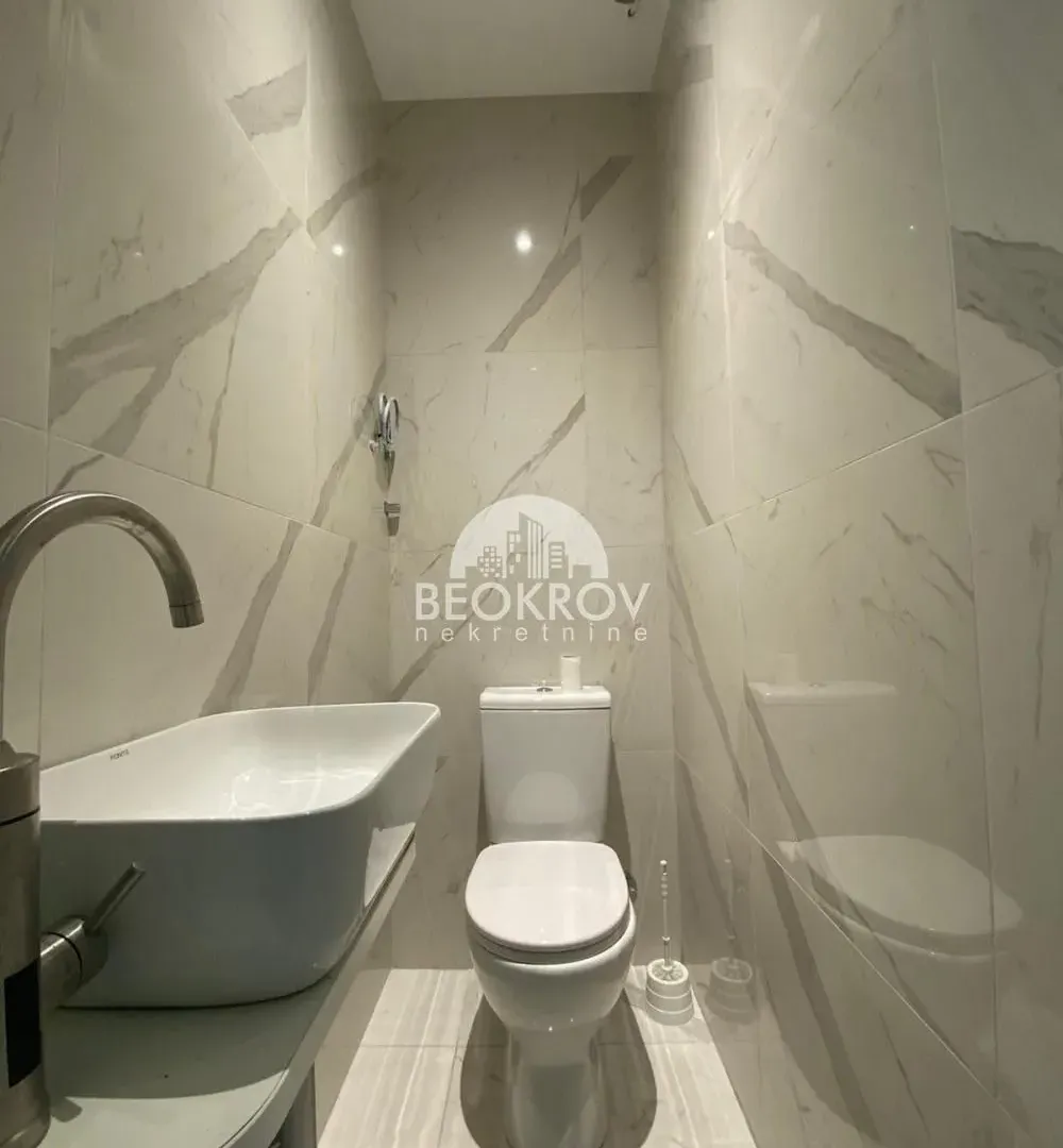 Izdavanje, poslovni prostor, 30m², Vračar Centar, Vračar Sve Podlokacije