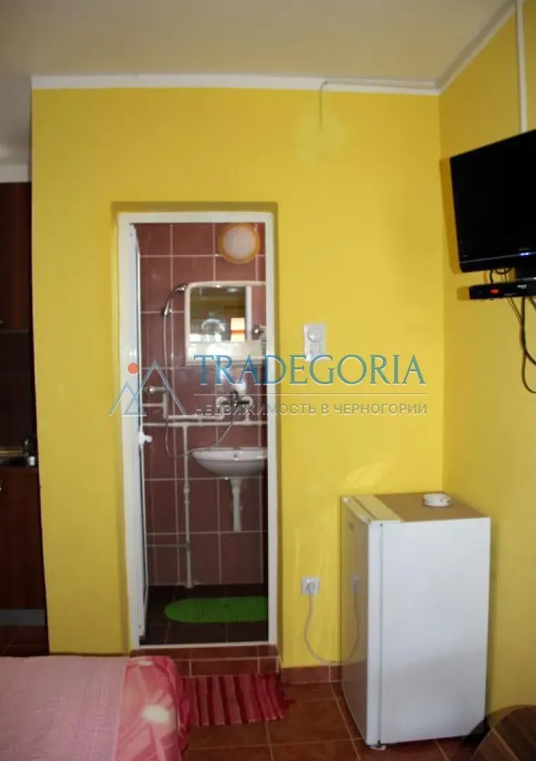 Prodaja, ugostiteljski objekat, 300m², Dobra Voda, Bar