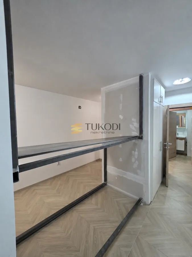 Prodaja, trosoban stan, 63m², Višnjička Banja, Palilula Sve Podlokacije