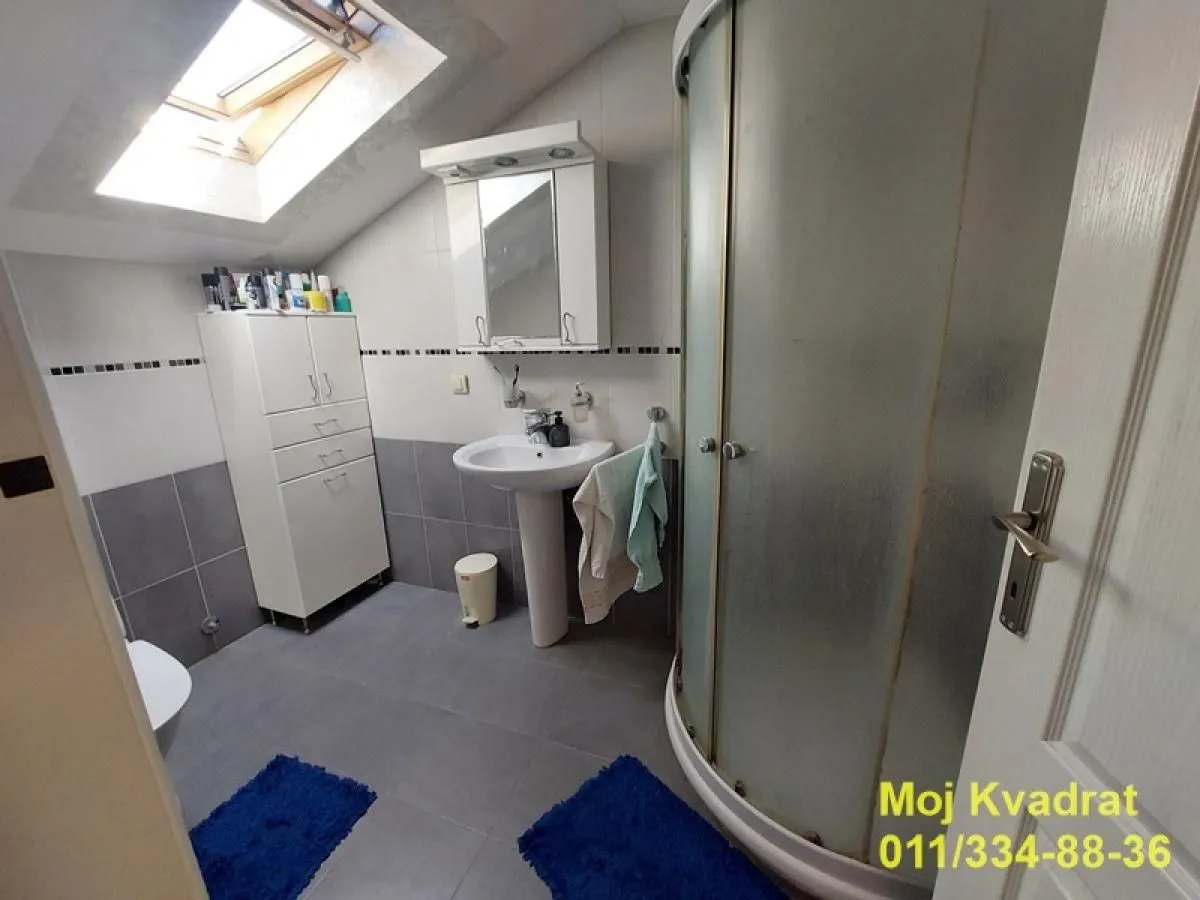 Prodaja, četvorosoban stan, 114m², Vračar Sve Podlokacije, Beograd