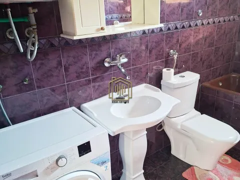 Izdavanje, trosoban stan, 100m², Zagorič, Podgorica - image 10