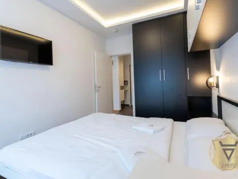 Izdavanje, jednosoban stan, 43m², Južni Bulevar, Vračar Sve Podlokacije - image 10