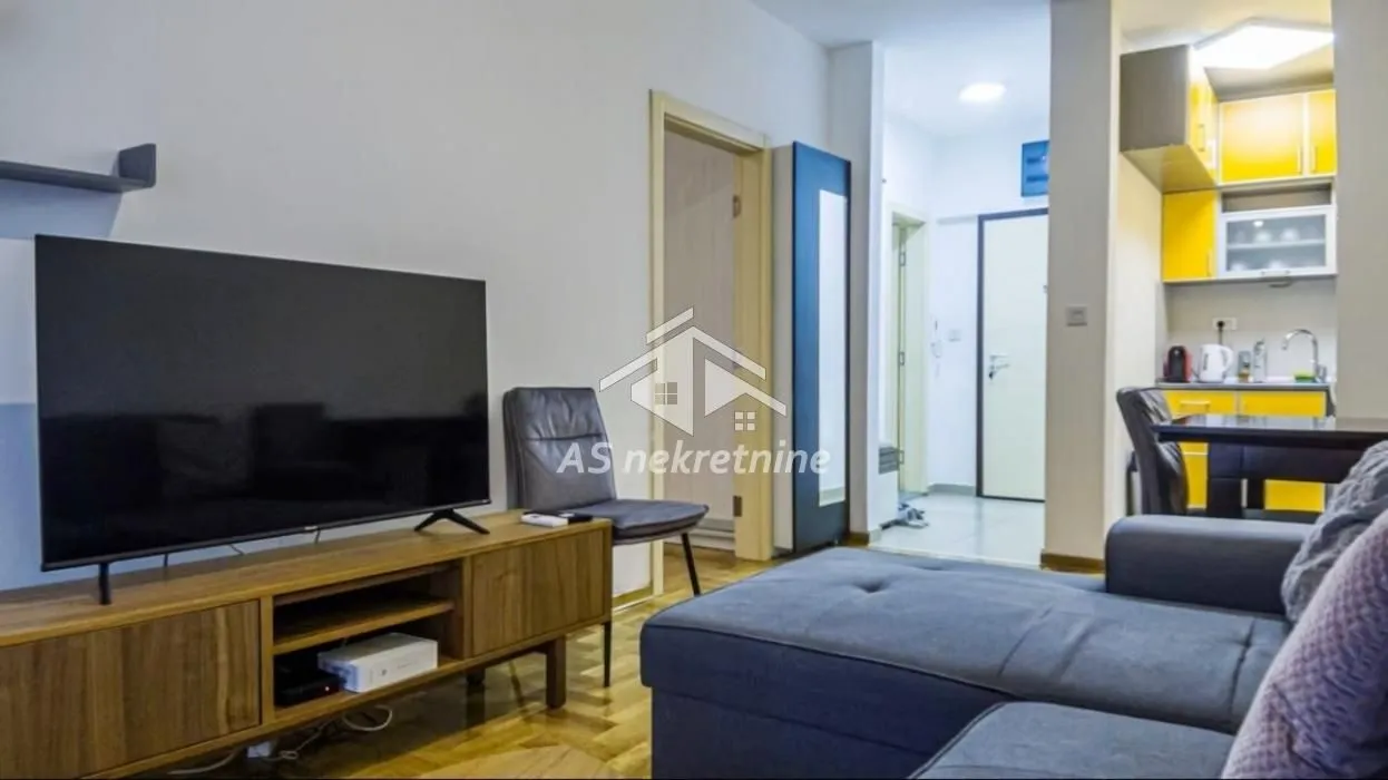 Izdavanje, dvosoban stan, 42m², Vukov Spomenik, Zvezdara Sve Podlokacije