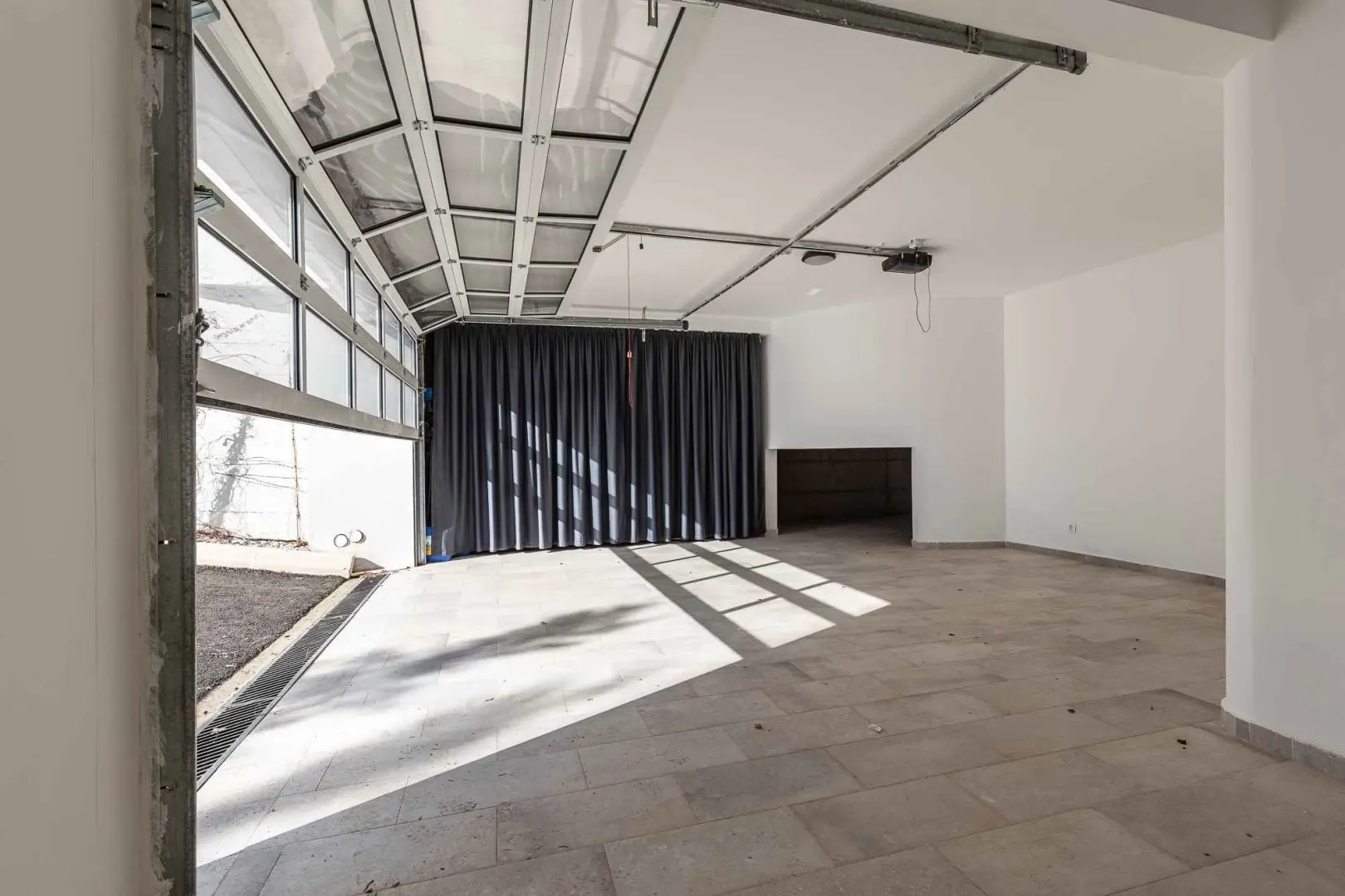 Prodaja, kuća, 375m², Kamenovo, Budva