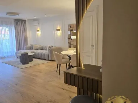 Izdavanje, trosoban stan, 114m², Vračar Hram, Vračar Sve Podlokacije - image 8