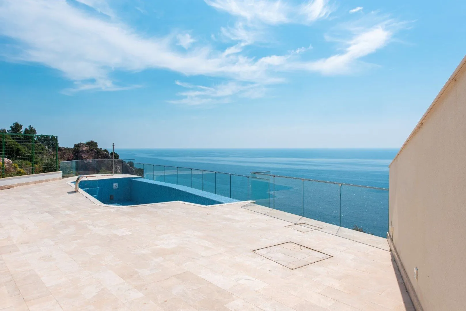 Sale, three bedroom apartment, 182m², Skočiđevojka, Budva