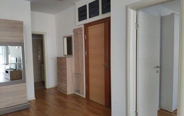 Prodaja, jednosoban stan, 86m², Bečići, Budva