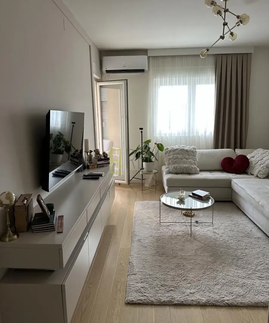 Prodaja, jednosoban stan, 47m², City Kvart, Podgorica