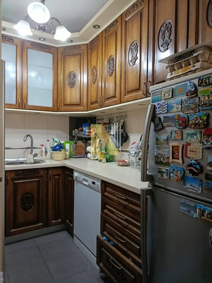 Izdavanje, trosoban stan, 73m², Centar, Novi Sad