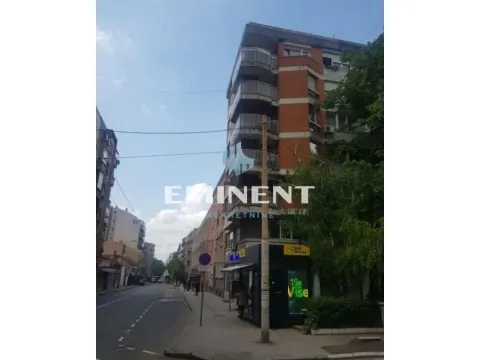 Izdavanje, dvosoban stan, 45m², Vračar Sve Podlokacije, Beograd - image 12