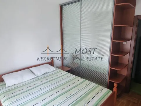 Izdavanje, dvosoban stan, 74m², Blok 9, Podgorica - image 6