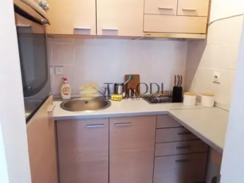 Rent, two bedroom apartment, 41m², Vračar Sve Podlokacije, Beograd - image 8