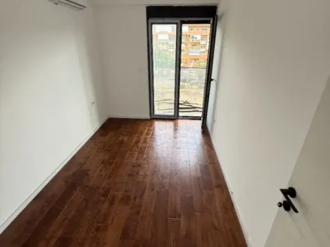 Prodaja, dvosoban stan, 67m², Stari Aerodrom, Podgorica - image 3