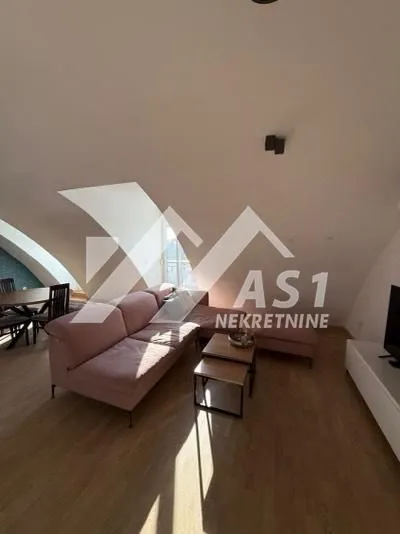 Izdavanje, dvosoban stan, 54m², Salajka, Novi Sad Sve Podlokacije