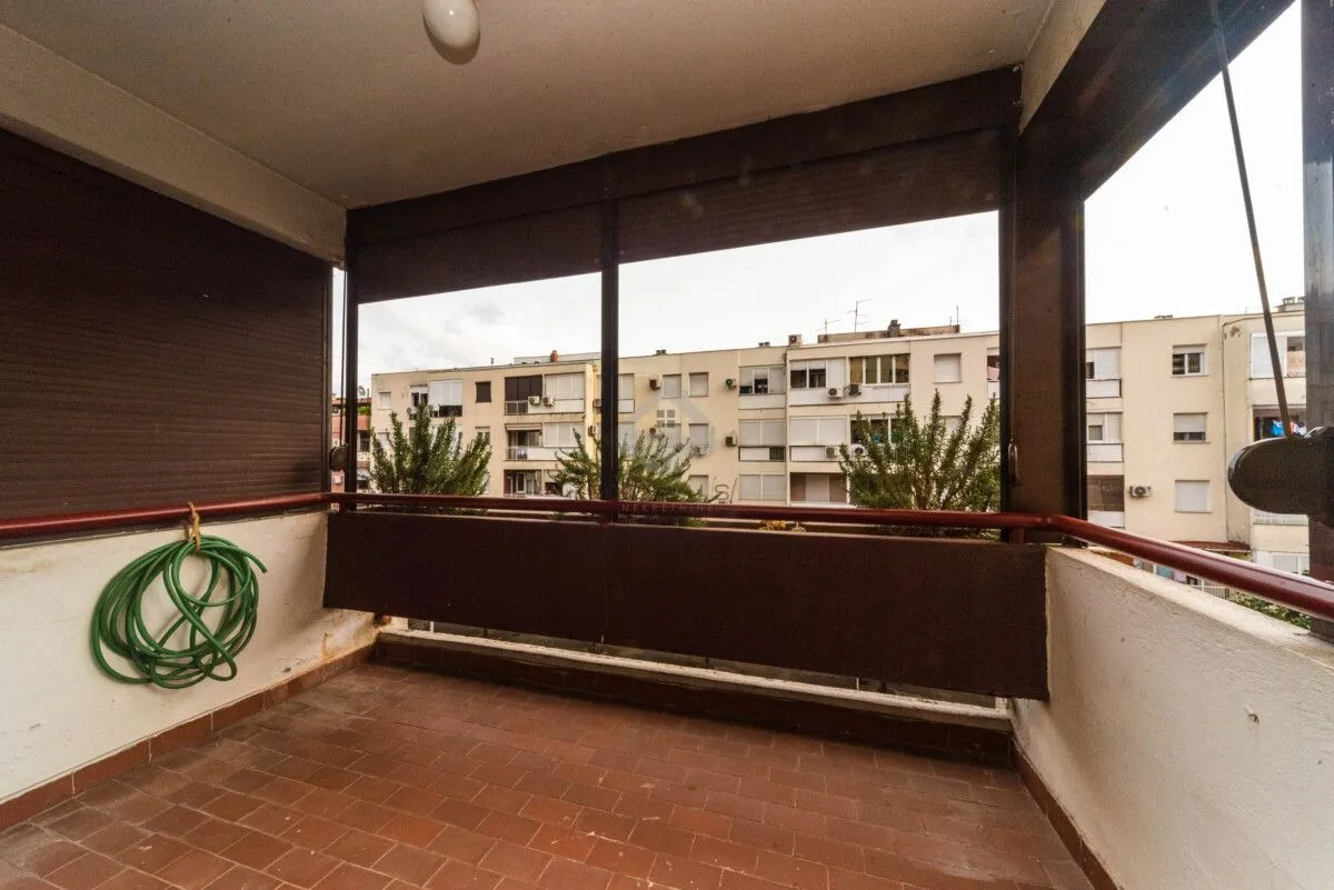 Prodaja, trosoban stan, 120m², Centar, Podgorica