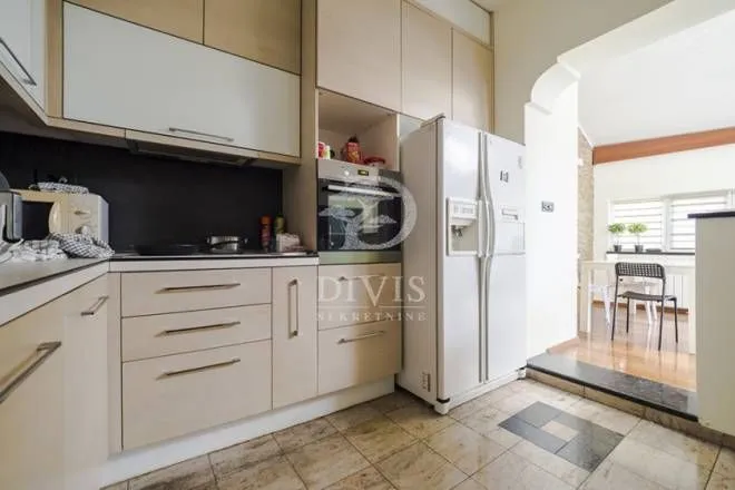 Sale, house, 274m², Partizanov Stadion, Beograd