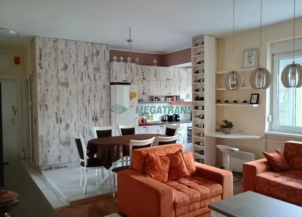Izdavanje, trosoban stan, 74m², Novi Sad Sve Podlokacije, Novi Sad
