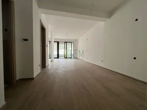 Prodaja, jednosoban stan, 50m², Rafailovići, Budva - image 4